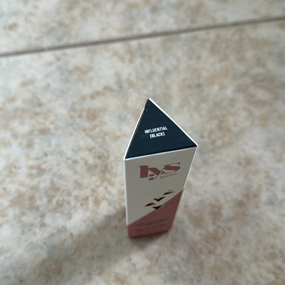 Lys Beauty Lash Confidence Mascara - Picture 2 of 2